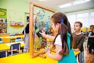 Игровой набор "Мольберт с зеркалом" - fgospostavki.ru - Уссурийск